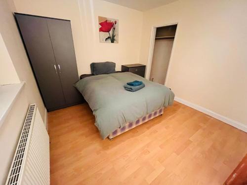 Clifton Apartment | 4 Bed room house near NTU Clifton campus