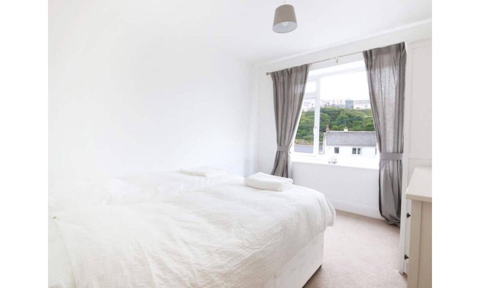 Polzeath Apartment | 4 bed Sea View apartment in the heart of Polzeath