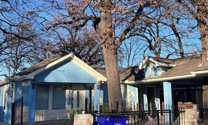 Balch Springs House | 4 bedroom, 2 bath, Large deck, sleeps 12