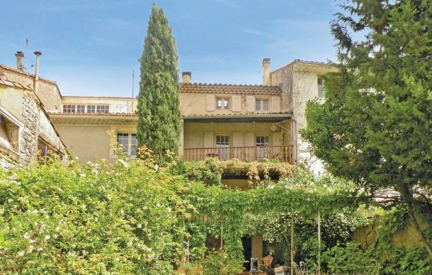 Saint-Didier House | 4 bedroom accommodation in St Didier