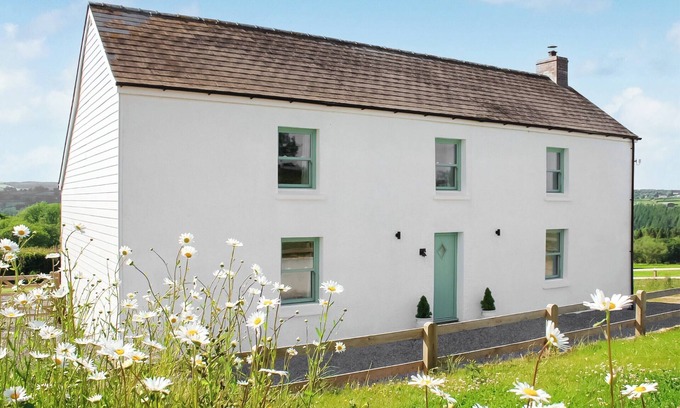 Boncath Cottage | 4 bedroom accommodation in Bwlch y Groes