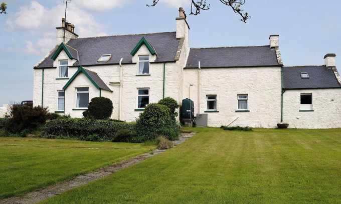 Newton Stewart Cottage | 4 bedroom accommodation in Newton Stewart, near Stranraer