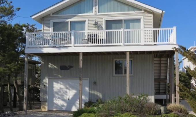 Harvey Cedars House | 4 bedroom accommodation in Harvey Cedars