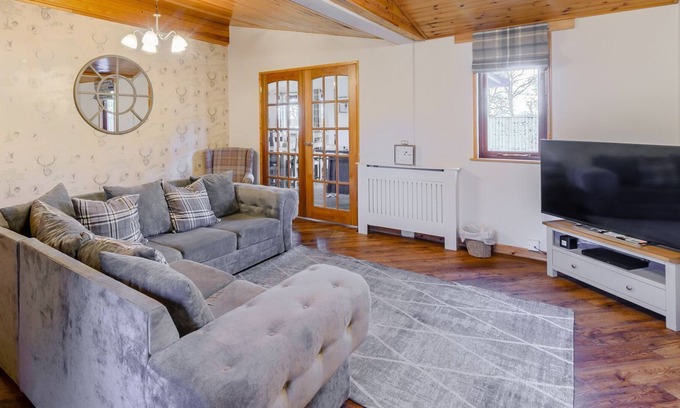 Cayton Cottage | 4 bedroom accommodation in Killerby, Cayton, near Scarborough