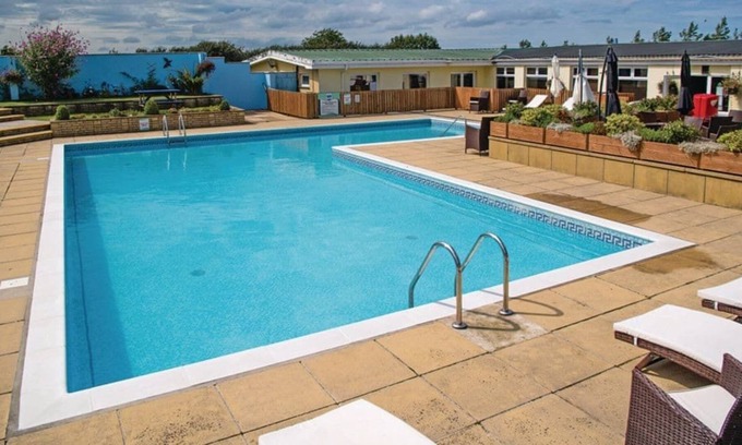 Llanllwchaiarn Cabin | 4 bedroom accommodation in New Quay