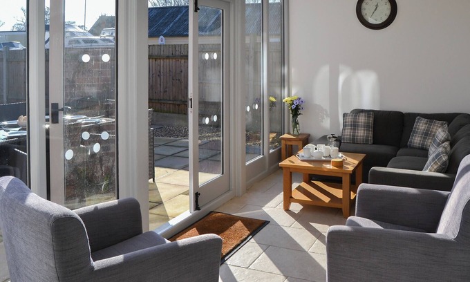Stalham Cottage | 4 bedroom accommodation in Stalham
