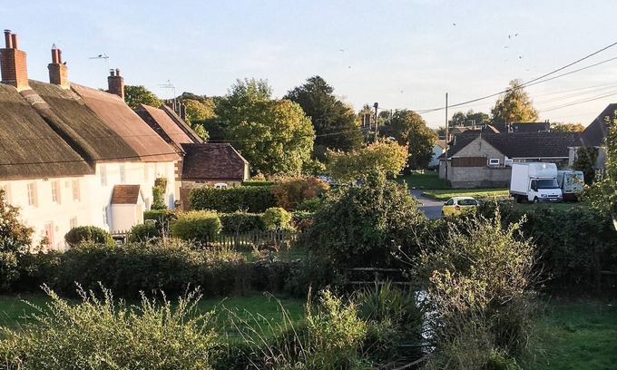Wool Cottage | 4 bedroom accommodation in Wool, near Wareham