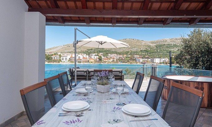 Grebastica House | 4 bedroom amazing home in Grebastica