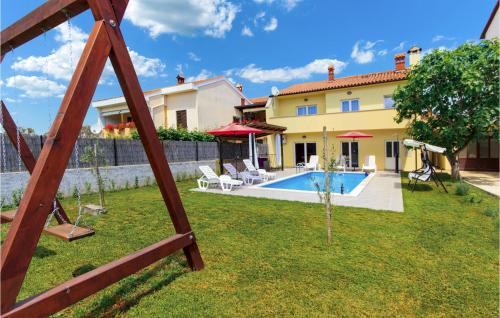Valdebek House | 4 Bedroom Amazing Home In Pula