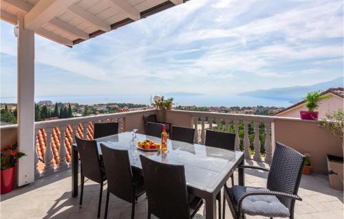 Kastav Apartment | 4 Bedroom Awesome Apartment In Kastav