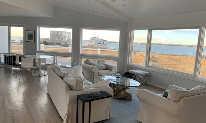 Westhampton Beach House | 4 Bedroom Bayfront Home on Dune Rd
