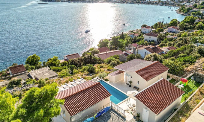 Sevid House | 4 bedroom beautiful home in Sevid