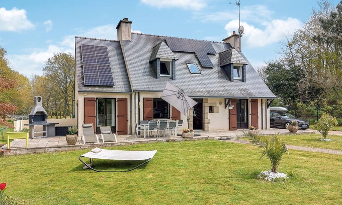 Riec-sur-Belon House | 4 bedroom cozy home in Riec-sur-Belon