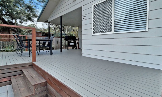 Amity Point House | 4 Bedroom Family Beachhouse backing on to bush