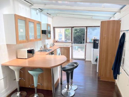 Hillside House | 4-bedroom flat -Wimbledon Village