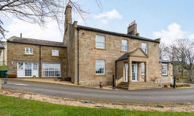 Hepple Cottage | 4 bedroom accommodation in Farnham, near Rothbury