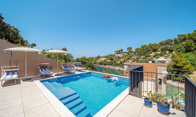 Blato House | 4 bedroom gorgeous home in Korcula