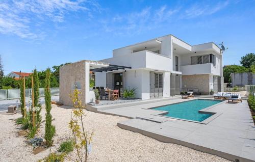 Sibenik House | 4 Bedroom Gorgeous Home In Bilice