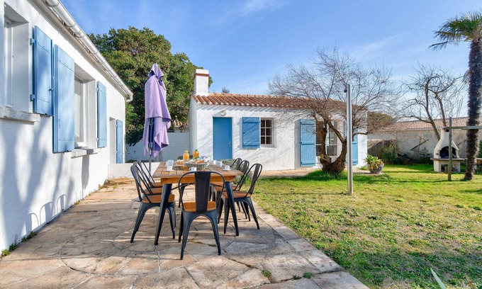 Barbatre Ski Chalet | 4 bedroom house - Near the beach - Barbâtre