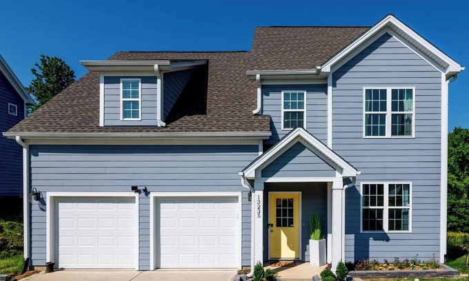 Charlotte House | 4- Bedroom House Prime Spot in Charlotte, NC.minutes away from Everything!