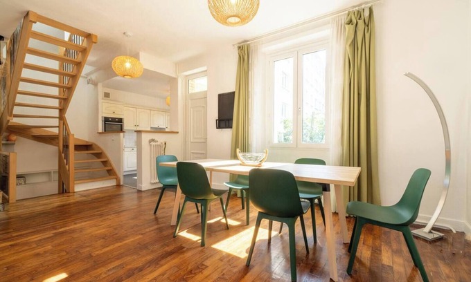 Sainte-Therese - Quineleu House | 4-bedroom house with garden - 5 minutes from the station