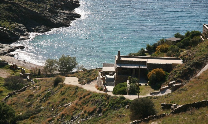 Pisses Villa | 4 bedroom luxury villa, on secluded wind-less beach, tranquil, on-site support