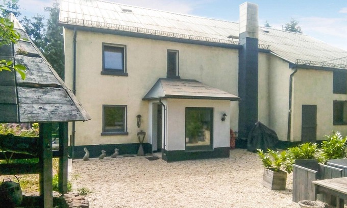 Udenbreth House | 4 bedroom nice home in Hellenthal