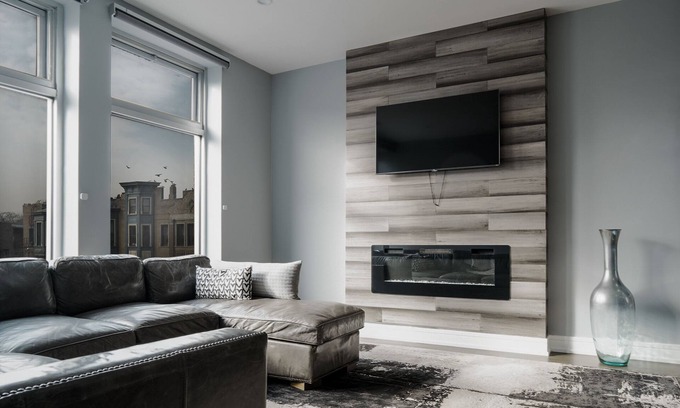 Wicker Park Apartment | 4 Bedroom Penthouse Loft in Heart of Wicker Park with Parking