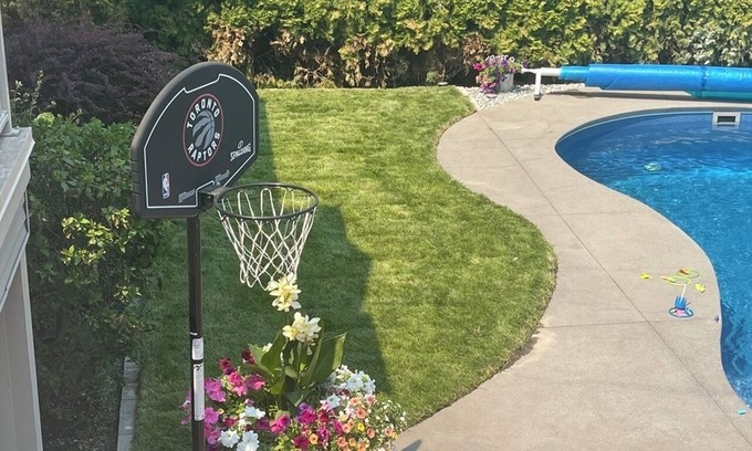 Central Okanagan House | 4 Bedroom's with private backyard oasis and heated pool