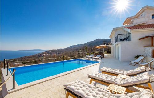 Opatija House | 4 Bedroom Stunning Home In Poljane