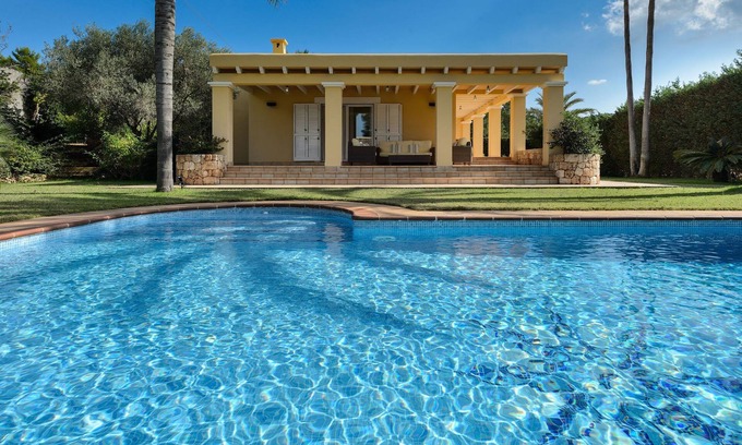 Sant Josep de sa Talaia Villa | 4 bedroom villa Belvedere with heated pool, jacuzzi close town & Playa den Bossa