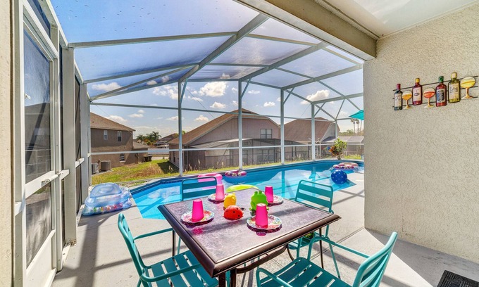 Lake Davenport Estates House | 4 bedroom villa with view of Disney fireworks