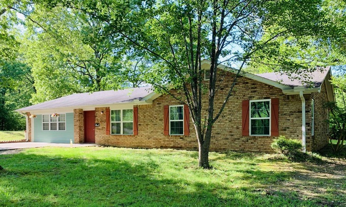 Mena House | 4 Bedrooms & 3 Full Baths-Yard/Deck/Firepit/Creek/Paved Road/SxS Trails/Hiking