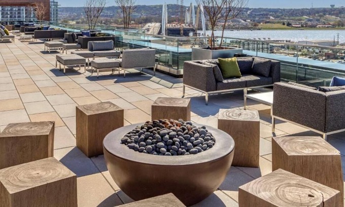 Buzzard Point House | 4 Comfortable Units, Restaurant/Bar, Rooftop Lounge, Minutes to Nationals Park