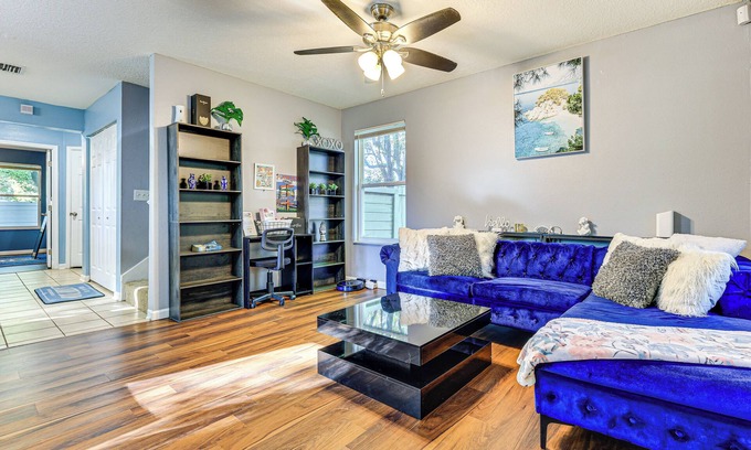 Grand Park House | 4 Mi to Dtwn Jacksonville: Game Day Escape!