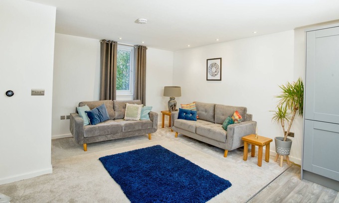 Lincoln House | 4 Motherby Hill