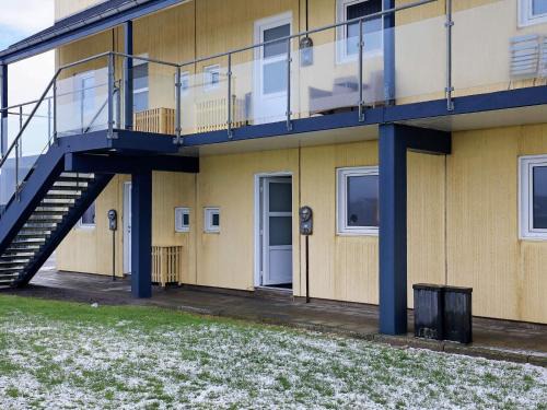 Nr. Lyngby Strand Apartment | 4 person holiday home in Løkken