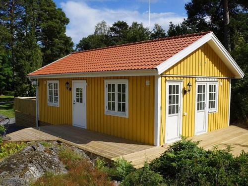 Arkosund House | 4 person holiday home in VIKBOLANDET-By Traum