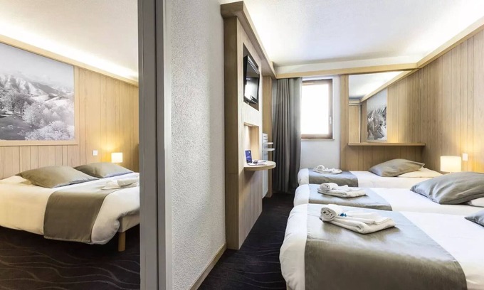 Bergers Apartment | 4 Person Superior Room