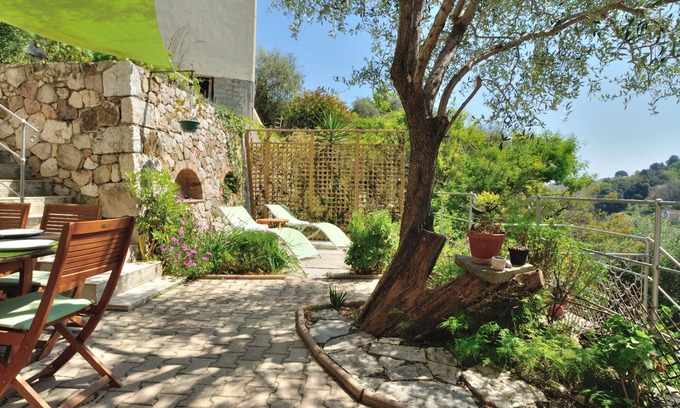 Menton Villa | 4 room apartment on the ground floor of villa for 6-8 people with all mod cons
