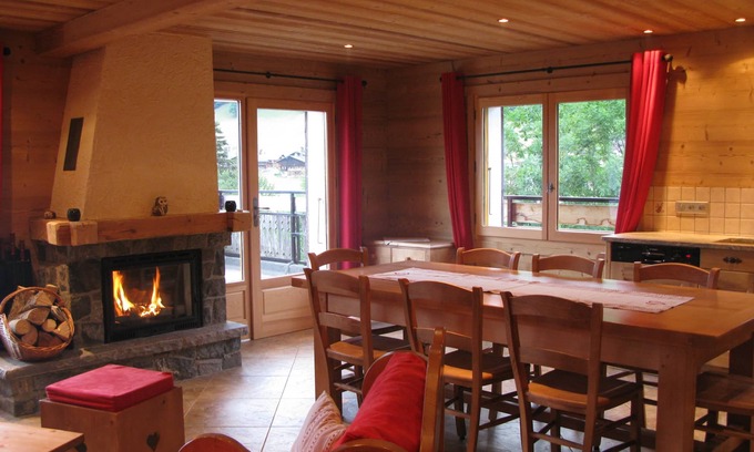 Le Chinaillon Apartment | 4 Rooms 8 People In Chinaillon At Foot Of Tracks