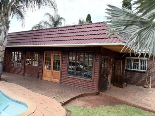 Emalahleni House | 4 Seasons Country Club