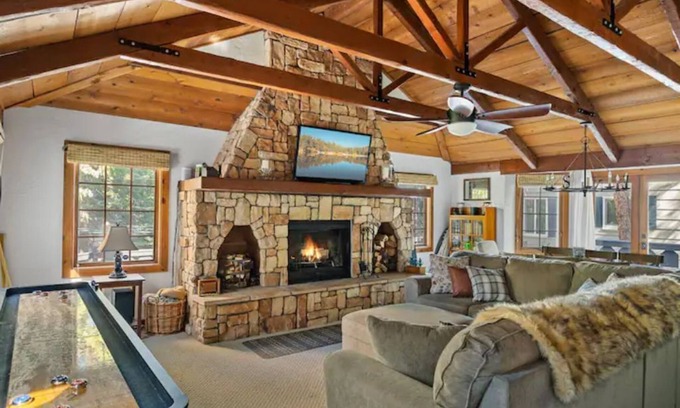 Cedar Glen House | "4 Sons"-Family Friendly Escape Steps to the Lake