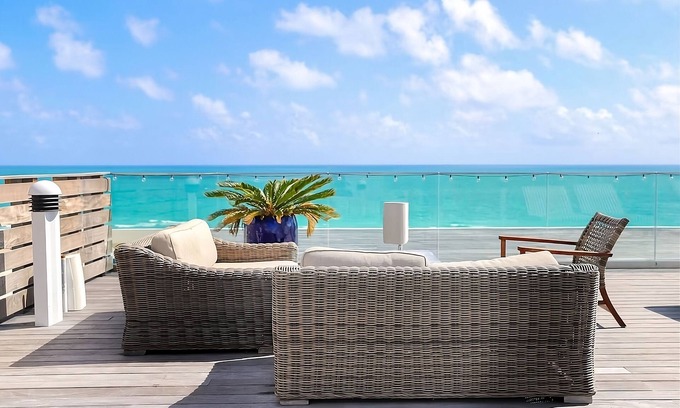 City Center Resort | 4 Spacious Units, Sea, Sun and Sand in Miami, Outdoor Pool, Pets Allowed!