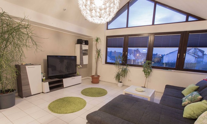 Hallerndorf Apartment | 4-star apartment / air conditioning with five beds in the center of Franconia