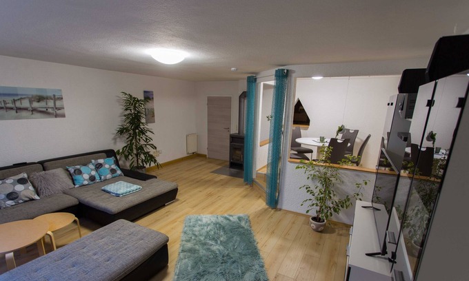 Hallerndorf Apartment | 4-star basement apartment with five beds in the center of Franconia