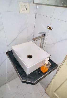 Aarey Colony House | 4 star lavish villa
