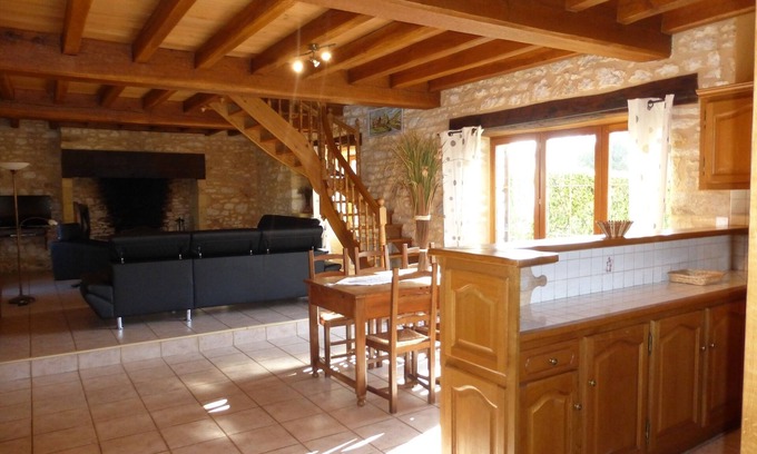 Carlux House | 4* stone house in the Sarlat-Rocamadour countryside