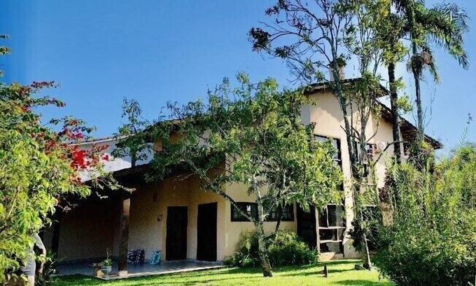 Sao Sebastiao House | 4 suites, air conditioning and swimming pool, lots of charm and comfort