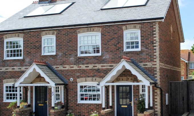Freshwater House | 4 The Old Smithy